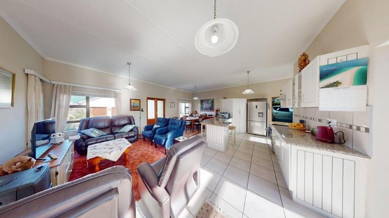 3 Bedroom Property for Sale in Stilbaai Wes Western Cape